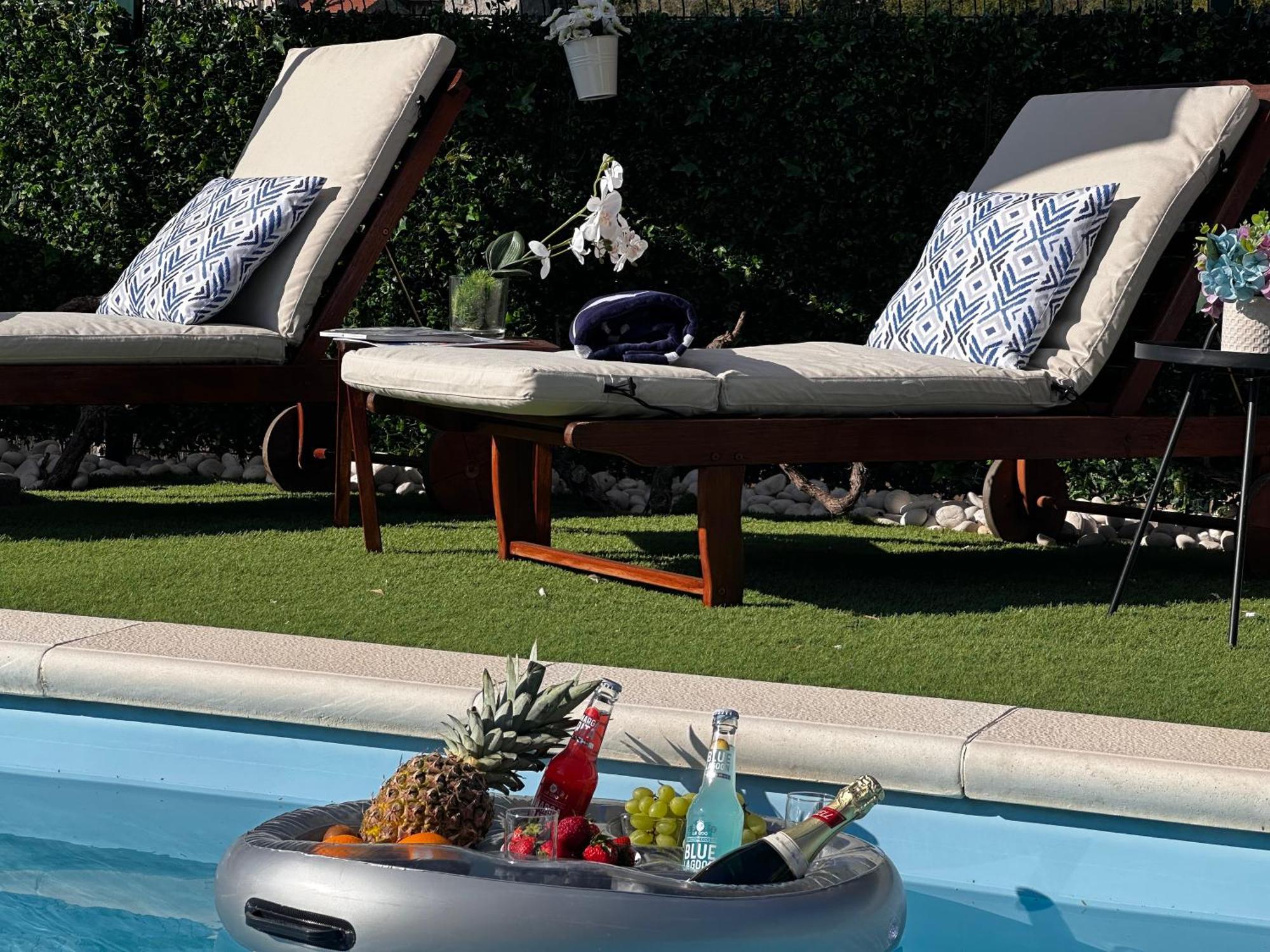 Villa Ivona With Swimming Pool And Jacuzzi Oslje ภายนอก รูปภาพ